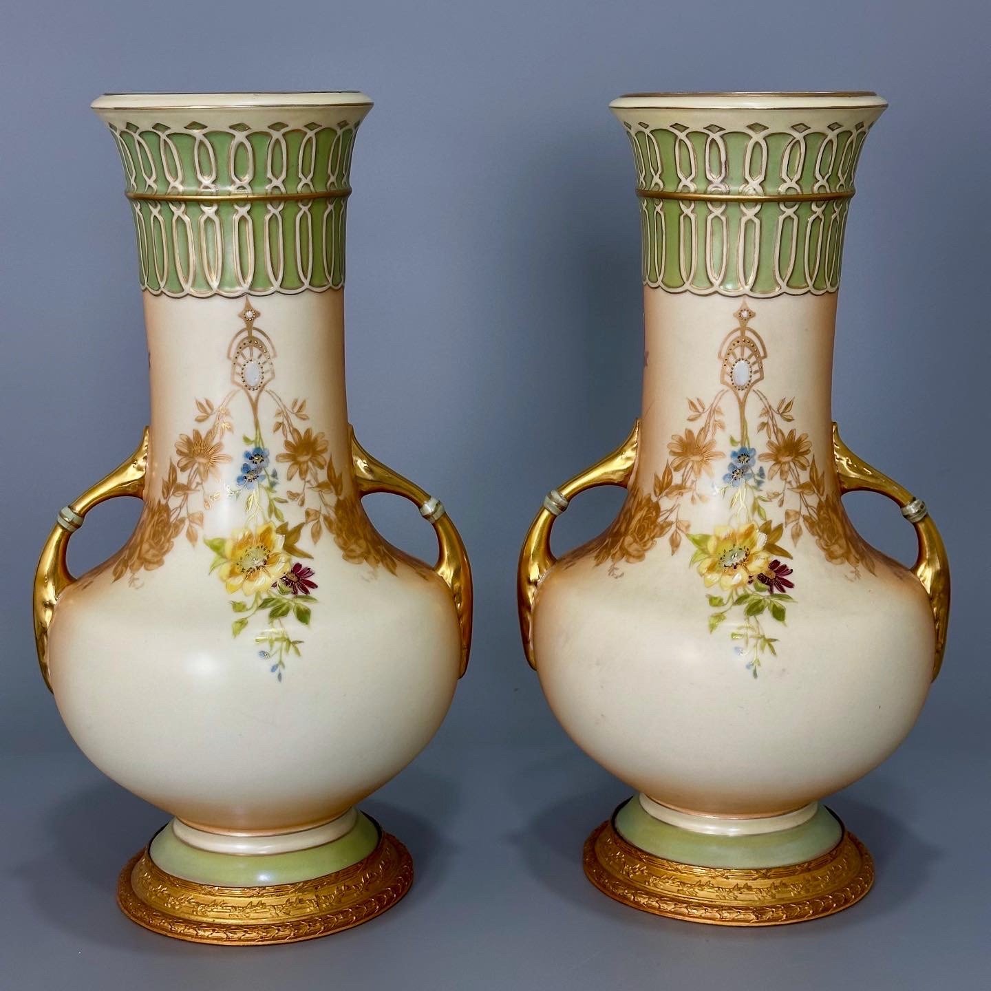 Avusturya Çift Vazo - Görsel 3