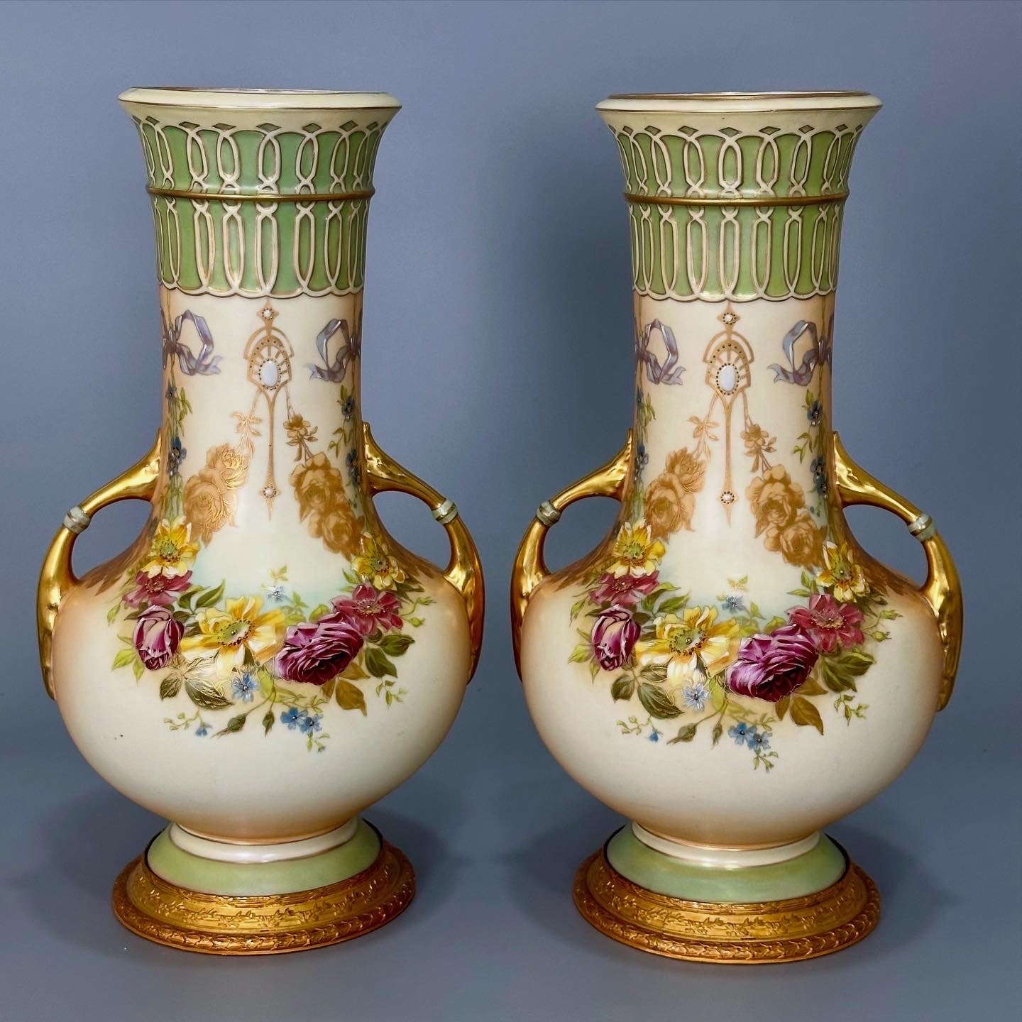 Avusturya Çift Vazo